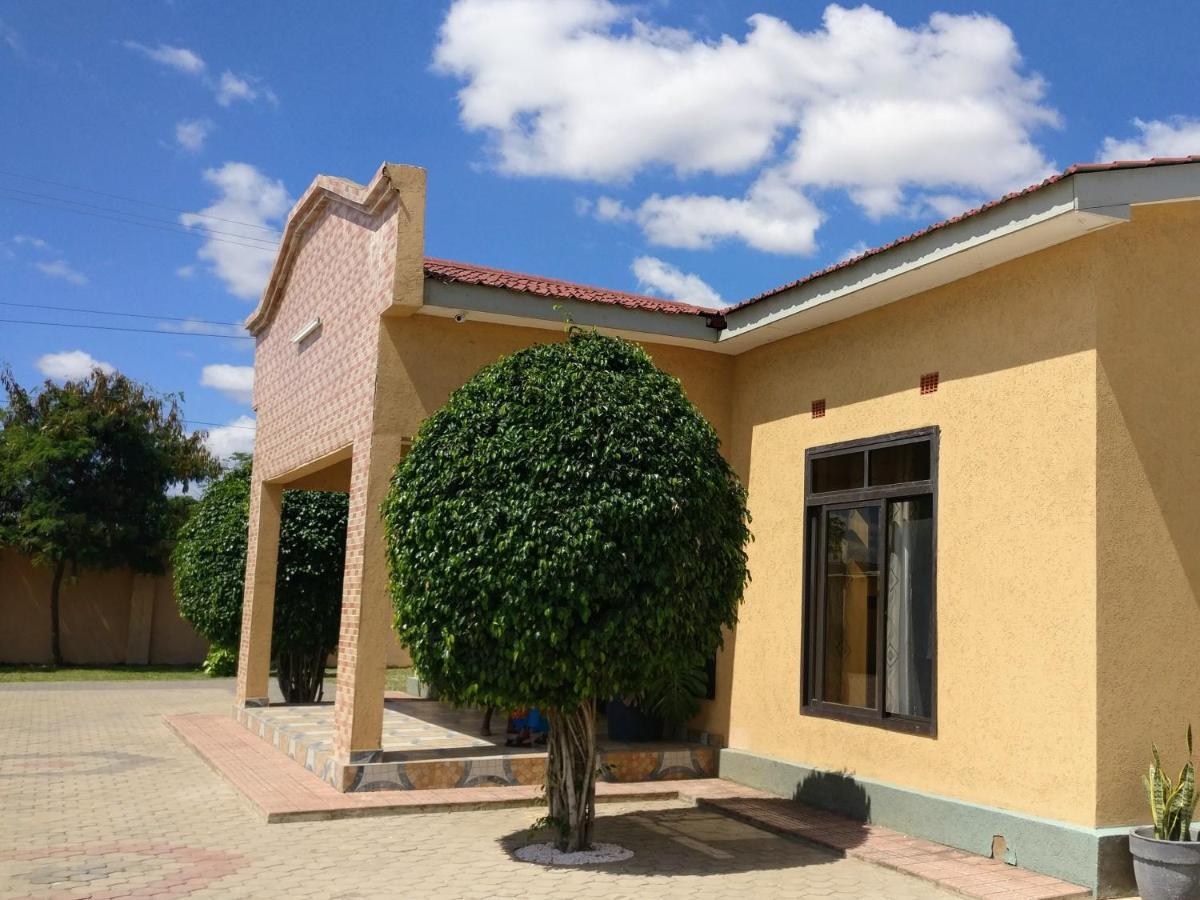 The Escape Lodge Lusaka Ngoại thất bức ảnh